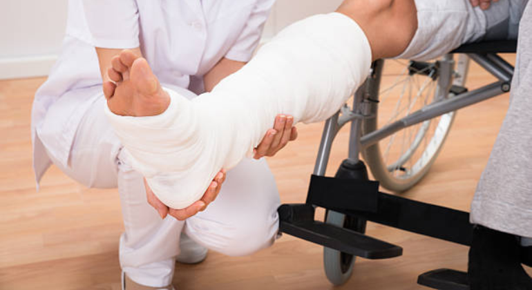 post-fracture-rehab treatment - TJ Physiotherapy and Rehab Center